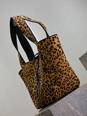Kitlife Saint Laurent LE 5 À 7 Bea Tote Bag In Leopard Print 763435 50x28x18cm  - 6