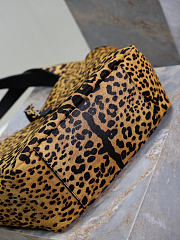 Kitlife Saint Laurent LE 5 À 7 Bea Tote Bag In Leopard Print 763435 50x28x18cm  - 4