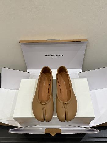 Kitlife Maison Margiela MM6 Pleated Split-toe Shoes Beige