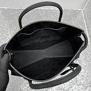 Kitlife Alaia Le Teckel Tote Bag in Black Grained Leather 30×10×26cm - 2