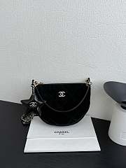Kitlife Chanel Black Velvet Effect Nylon, Crinkled Effect Glossy Calfskin & Gold Metallic Clutch AP4791 15×22×6cm - 1