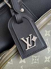 Kitlife Louis Vuitton Keepall Bandoulière 50 Bag Black with Green Trim M12690 29x23x50cm - 4