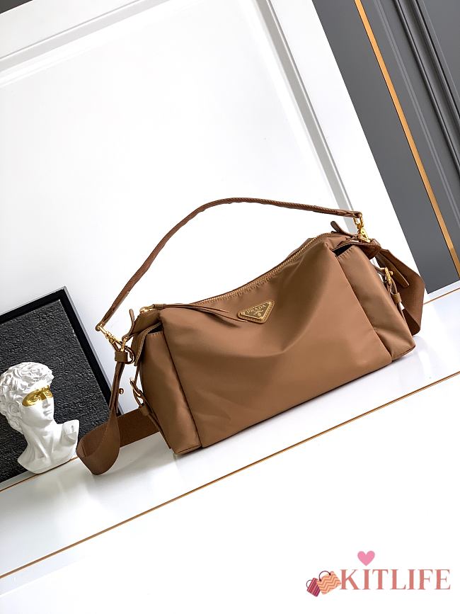 Kitlife Prada Explore large Re-Nylon and Leather Bag Brown 1BC264 32x22x11.5cm - 1