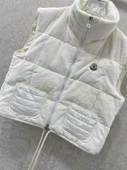 Kitlife Moncler 25 Pocket-decorated Velvet Drawstring Vest Down Jacket White - 6