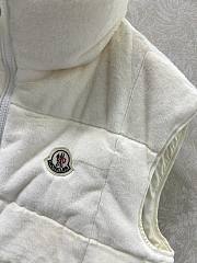 Kitlife Moncler 25 Pocket-decorated Velvet Drawstring Vest Down Jacket White - 3