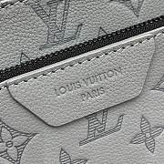 Kitlife Louis Vuitton Trio Messenger Grey Monogram Shadow Leather Bag M27185 25x18.5x7cm - 4