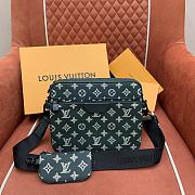Kitlife Louis Vuitton Trio Messenger Green Monogram Shadow Leather Bag M27185 25x18.5x7cm  - 1