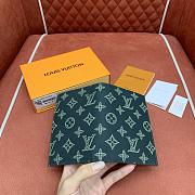 Kitlife Louis Vuitton Passport Cover Green Monogram Shadow Leather M27147 10x14x2.5cm - 6