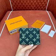 Kitlife Louis Vuitton Multiple Wallet Green Monogram Shadow Leather M27150 11.5x9x1.5cm - 2