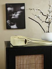 Kitlife Chanel 26C Jennie Shoulder Flap Bag Light Yellow 22cm  - 5