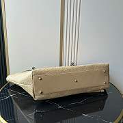 Kitlife Chanel 25S Maxi Hobo Bag Beige AS5463 36×59×13cm  - 2