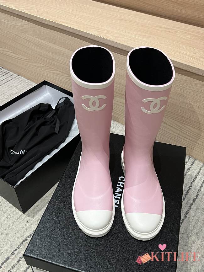 Kitlife Chanel 25Fw Rain Boots Pink & White  - 1