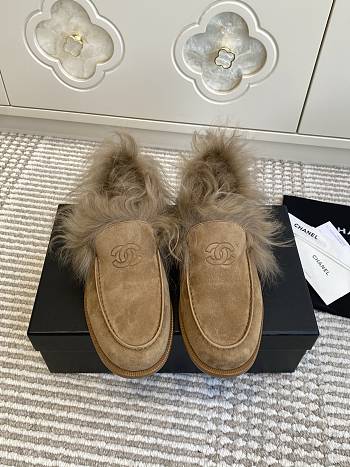 Kitlife Chanel 25N Furry Loafers Beige Suede Leather