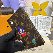 Kitlife Louis Vuitton Passport Cover Monogram Gold M15327 10x2.5x14cm - 4