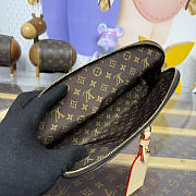 Kitlife Louis Vuitton Tag Me Pouch Brown Monogram M26787 24.5x4.5x17cm - 6