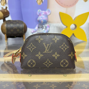 Kitlife Louis Vuitton Cosmetic Bag Brown Monogram Canvas M25653 13.5x5.5x9cm