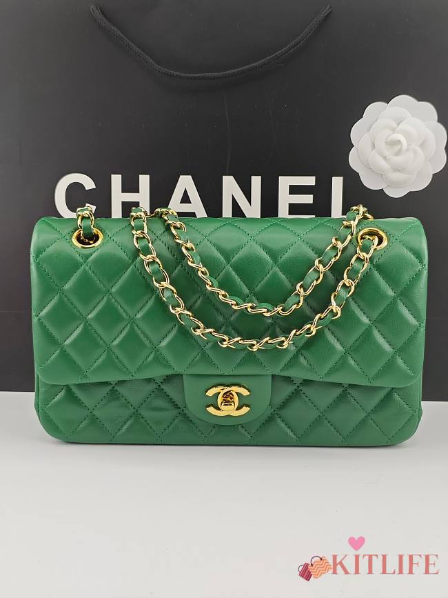 Kitlife Chanel Classic Flap Bag Green Lambskin Gold Chain A01112 25.5x15.5x6.5cm - 1