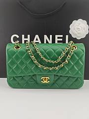 Kitlife Chanel Classic Flap Bag Green Lambskin Gold Chain A01112 25.5x15.5x6.5cm - 1