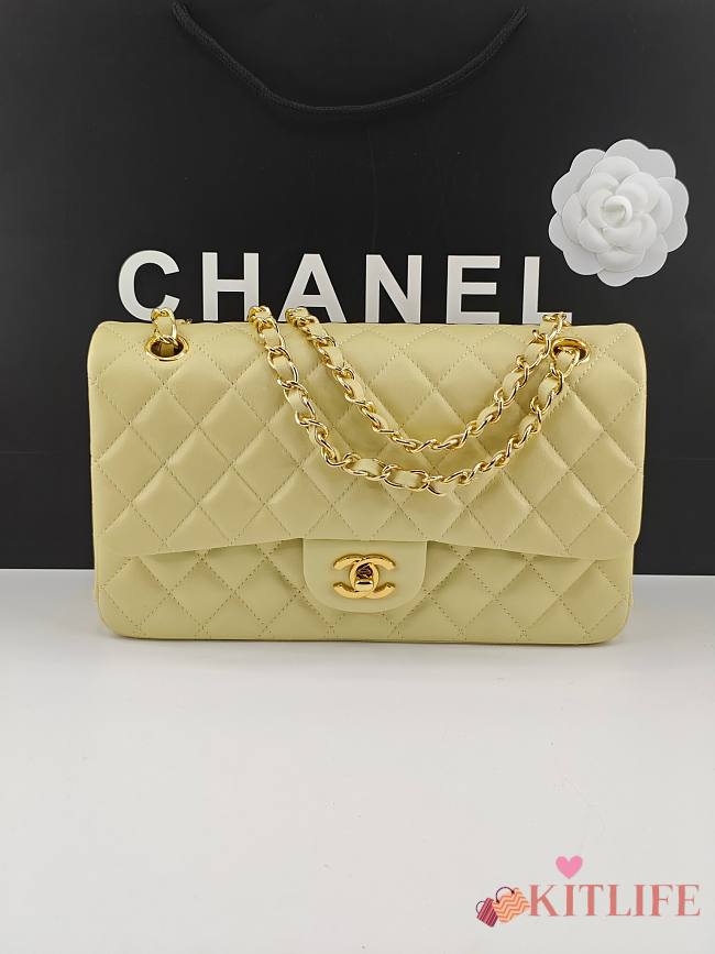 Kitlife Chanel Classic Flap Bag Light Yellow Lambskin Gold Chain A01112 25.5x15.5x6.5cm  - 1