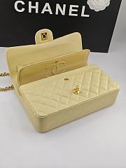 Kitlife Chanel Classic Flap Bag Light Yellow Lambskin Gold Chain A01112 25.5x15.5x6.5cm  - 6