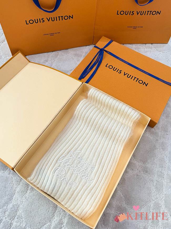 Kitlife Louis Vuitton Script Scarf Cream 200x24cm - 1