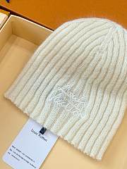 Kitlife Louis Vuitton Script Beanie Cream - 5