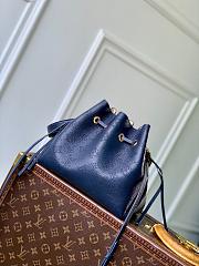 Kitlife Louis Vuitton Bella Bucket Bag Dark Blue M14315 19x22x24cm - 2