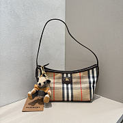 Kitlife Burberry Highlands Shoulder Bag Beige 25.5x12x16cm - 1