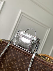 Kitlife Louis Vuitton Vanity Chain Pouch Sliver M26097 19x11.5x6.5cm - 3