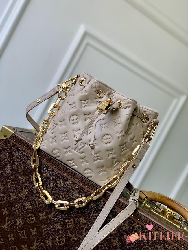 Kitlife Louis Vuittin Coussin Bucket Bag Apricot M26530 20x10x20cm - 1