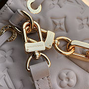 Kitlife Louis Vuittin Coussin Bucket Bag Apricot M26530 20x10x20cm - 5