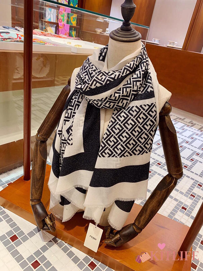 Kitlife Fendi Shining Goddess Shawl Scarf Black & White 100x200cm  - 1