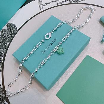 Kitlife Tiffany & Co. Necklace With Green Pendant