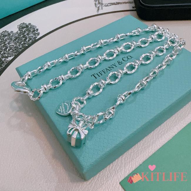 Kitlife Tiffany & Co. Necklace With Gift & Heart Pendants - 1