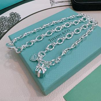 Kitlife Tiffany & Co. Necklace With Gift & Heart Pendants