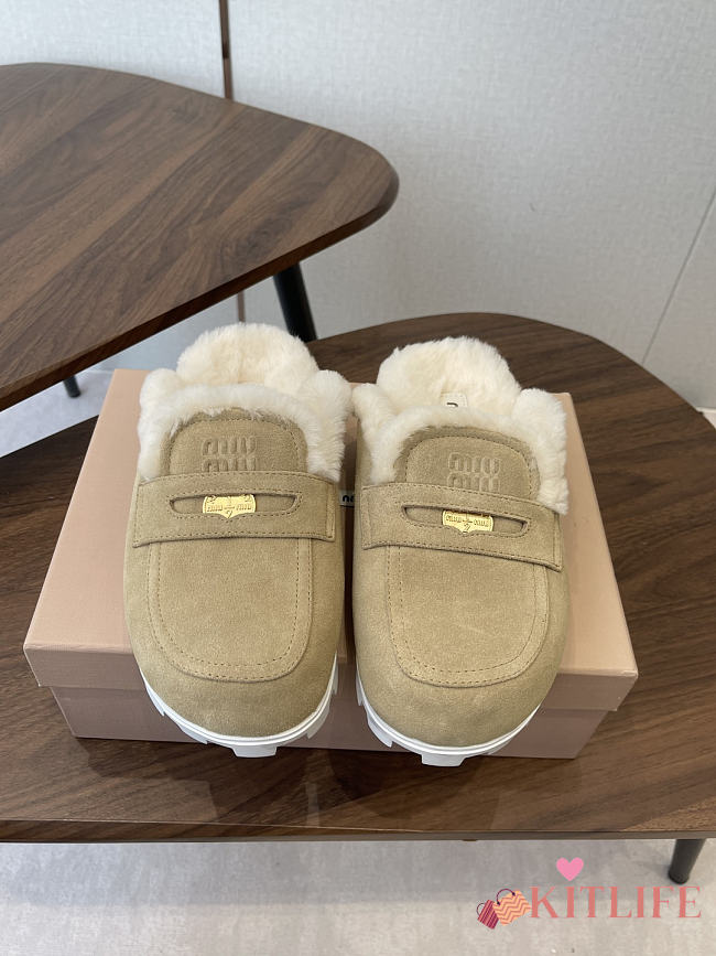 Kitlife Miu Miu 25SS Closed-toe Fur Slippers Beige - 1
