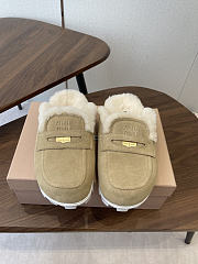 Kitlife Miu Miu 25SS Closed-toe Fur Slippers Beige - 1