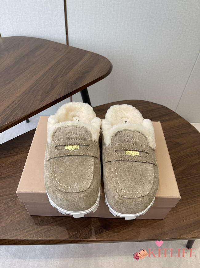 Kitlife Miu Miu 25SS Closed-toe Fur Slippers Grey - 1