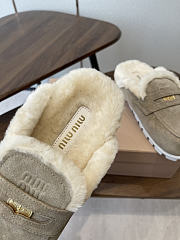 Kitlife Miu Miu 25SS Closed-toe Fur Slippers Grey - 6