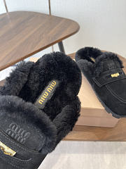 Kitlife Miu Miu 25SS Closed-toe Fur Slippers Black - 5