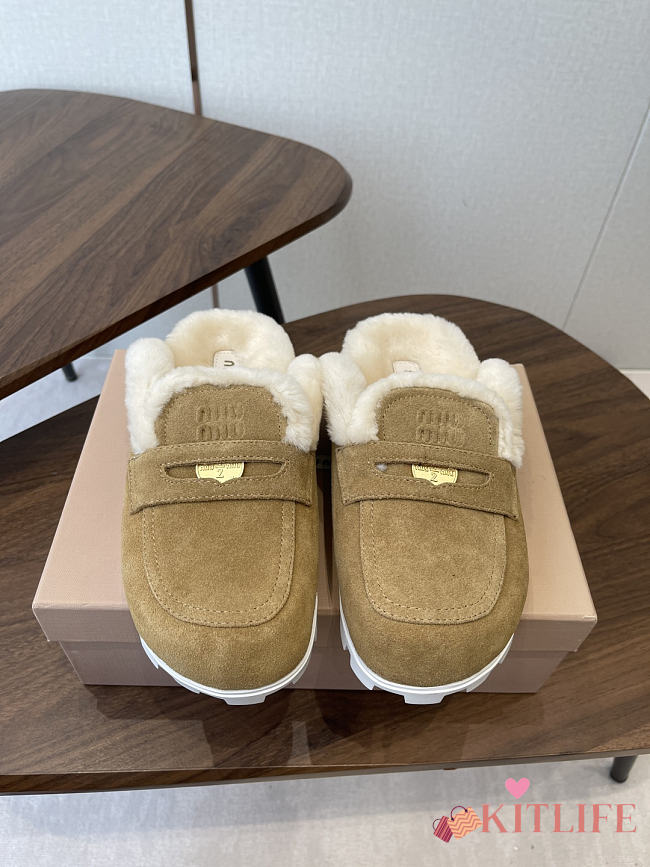 Kitlife Miu Miu 25SS Closed-toe Fur Slippers Brown - 1