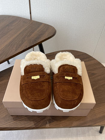 Kitlife Miu Miu 25SS Closed-toe Fur Slippers Dark Brown