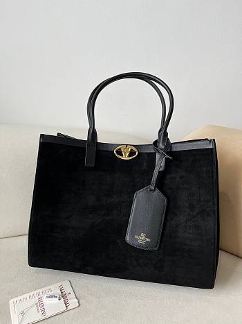 Kitlife Valentino Garavani Escape Tote Bag Black Suede 22079L 28x38x15cm