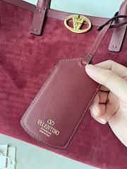 Kitlife Valentino Garavani Escape Tote Bag Red Suede 22079L 28x38x15cm  - 5