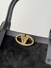Kitlife Valentino Garavani Escape Tote Bag Black Suede 22079s 31x33x10cm - 6
