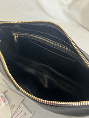 Kitlife Valentino Garavani Panthea Shoulder Bag In Black Nappa Leather With A Chevron Pattern 24x14x6cm - 5