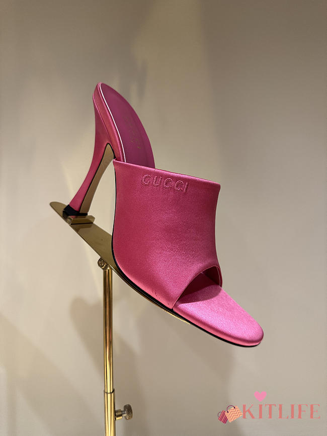 Kitlife Gucci Women's Slide Sandals Fuchsia Satin  - 1