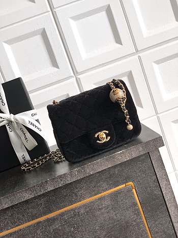 Kitlife Chanel 25B Black Velvet Bag With Rhinestone Balls AS1786 18cm 