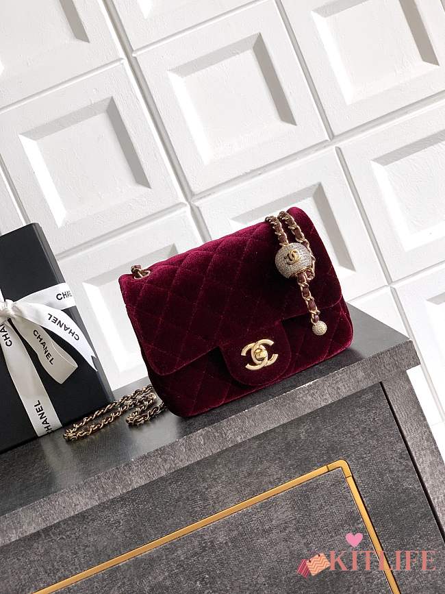 Kitlife Chanel 25B Burgundy Velvet Bag With Rhinestone Balls AS1786 18cm - 1