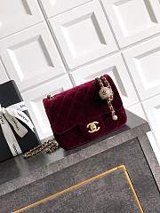 Kitlife Chanel 25B Burgundy Velvet Bag With Rhinestone Balls AS1786 18cm - 1
